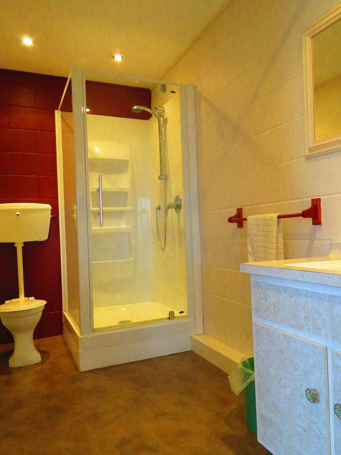 Opunake Motel And Backpackers Lodge 외부 사진