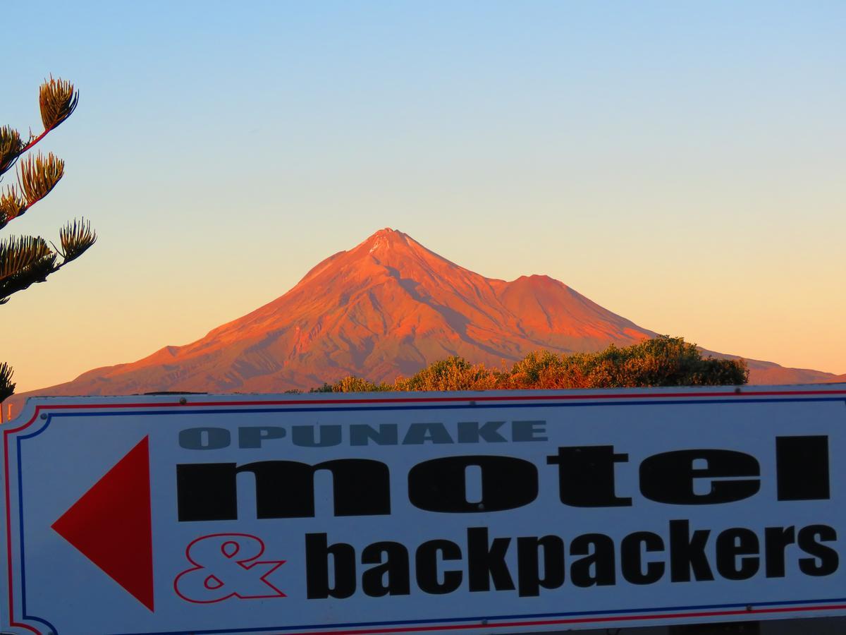 Opunake Motel And Backpackers Lodge 외부 사진